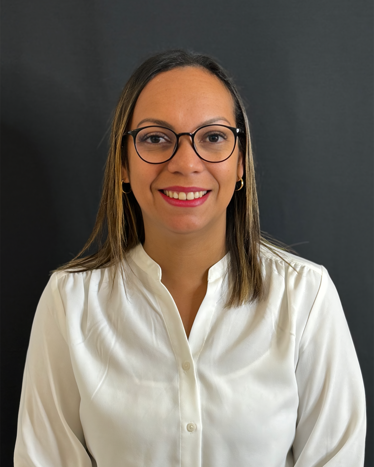 Erika MAXIMO